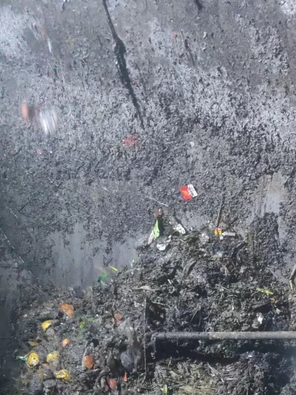 措勤污水池清理